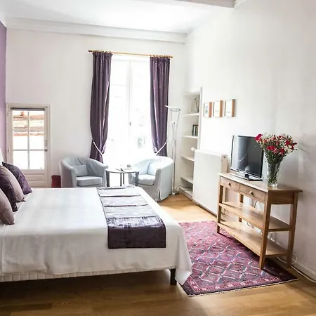 La D'hotes Bed & Breakfast Saint-Antonin