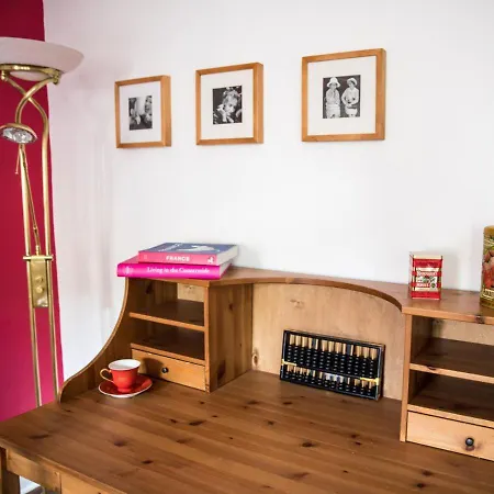 Bed & Breakfast La D'hotes Saint-Antonin