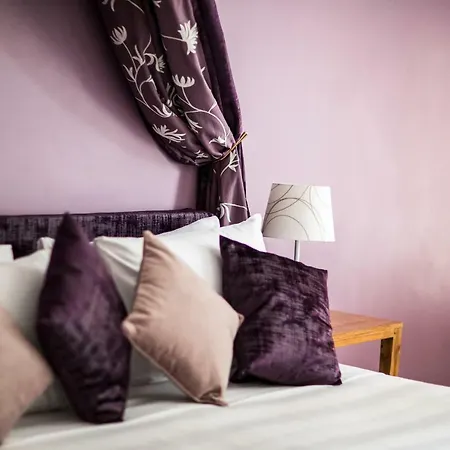 La D'hotes Nocleg ze śniadaniem 4*