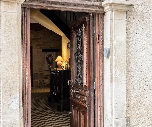 Alojamento de Acomodação e Pequeno-almoço La D'hotes Saint-Antonin